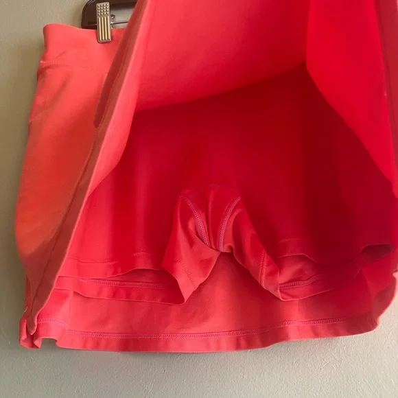 Salmon Colored Nike Skort - Picture 6 of 8